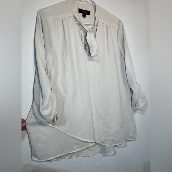 Karen Kane Tops - Karen Kane Cream Flowy Tie Neckline Oversized Blouse Size Medium